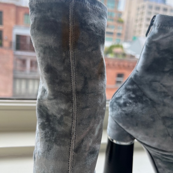 3.1 Philip Lim kyoto velvet boots - Picture 5 of 7